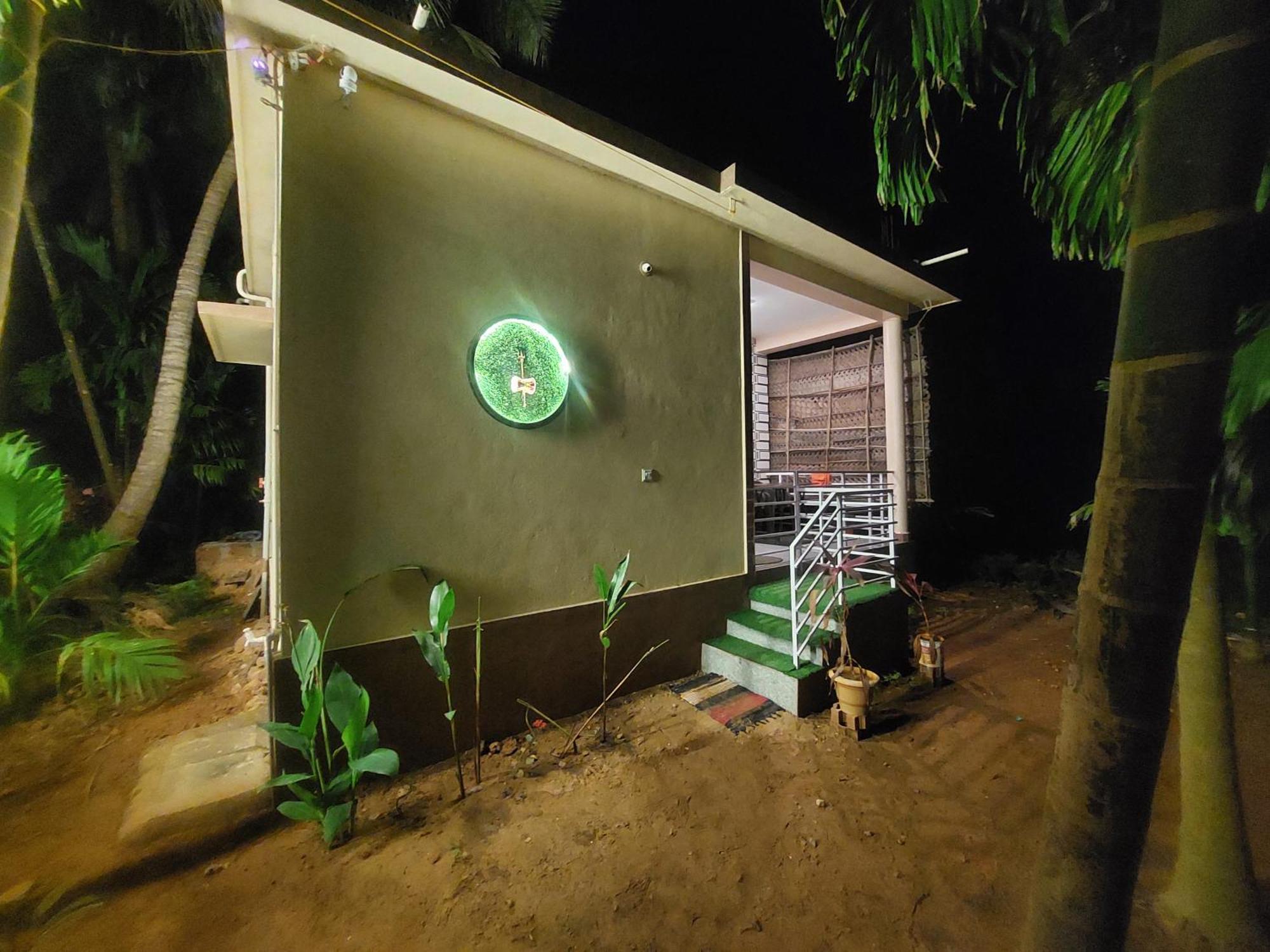 Areca Nest Villa Gokarna  Rum bild